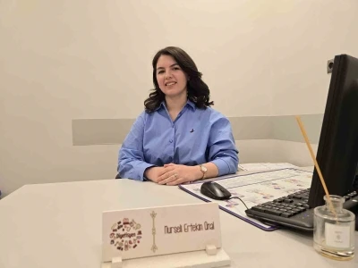 Diyetisyen &Uuml;nal: "Bayramda g&uuml;nl&uuml;k ortalama 3 ana, 3 ara &ouml;ğ&uuml;n olarak beslenme planlanabilir"
