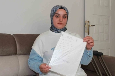 Diz ağrısıyla gittiği Dicle Üniversitesi Tıp Fakültesi Hastanesinde geçirdiği ameliyatla sakat kaldı
