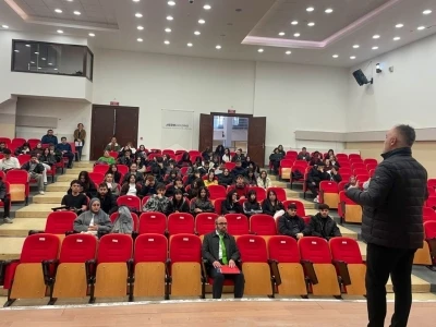 Do&ccedil;. Dr. İşeri: "Yapay zeka bir ara&ccedil;tır, nihai karar insana aittir"
