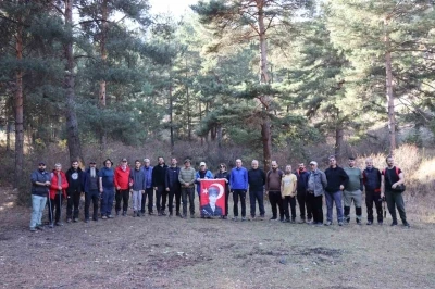 Doğal güzelliklerin içinde 16 km yürüdüler
