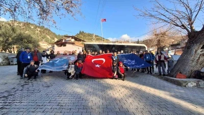 Doğaseverler, Buharkent&rsquo;in g&uuml;zellikleri keşfetti
