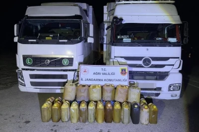 Doğubayazıt&rsquo;ta ka&ccedil;ak akaryakıt operasyonu: 2 g&ouml;zaltı
