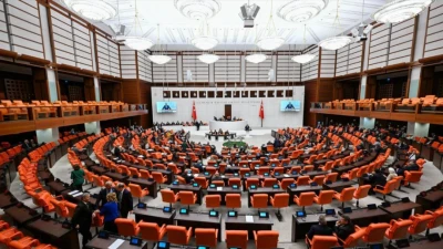Doğum İzni 24 Haftaya &Ccedil;ıkarıldı, Kadın &Ccedil;alışanlara Yeni Haklar