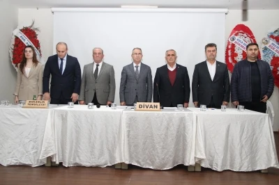 Dokumacılar Odası&rsquo;nda Başkan Yıldırım g&uuml;ven tazeledi
