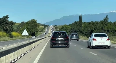 D&ouml;n&uuml;ş yoğunluğu başladı, Bursa yolunda uzun kuyruklar oluştu
