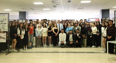 DP&Uuml; G&uuml;zel Sanatlar Fak&uuml;ltesi&rsquo;nde Mezuniyet Sergisi a&ccedil;ıldı
