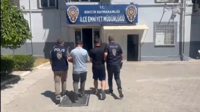 Düğünde havaya ateş açan 2 kişi yakalandı
