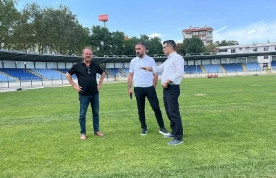 Dumlupınar Stadyumu yeni sezon için hazır hale getiriliyor
