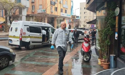 D&uuml;n giriş yaptığı apart otel odasında &ouml;l&uuml; bulundu
