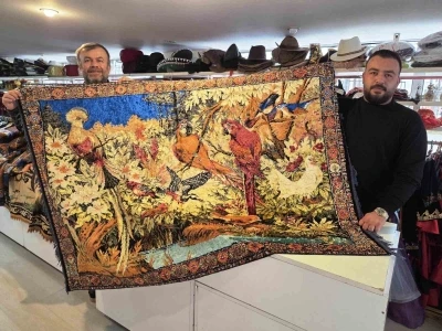 D&uuml;nya halıları bu koleksiyonda
