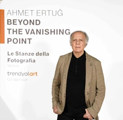 D&uuml;nyaca &uuml;nl&uuml; fotoğraf&ccedil;ı Ahmet Ertuğ Trendyol Sanat desteğiyle Venedik sahnesinde
