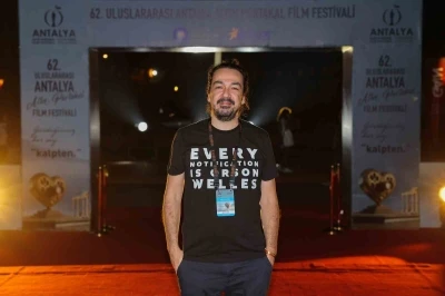 Dünyanın ilk yapay zeka belgeseli &quot;post truth&quot; Altın Portakal’da seyirciyle buluştu
