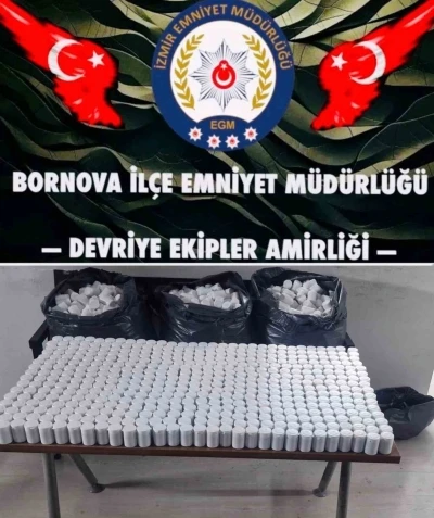 &rsquo;Dur&rsquo; ihtarına uymayıp ka&ccedil;an ara&ccedil;tan on binlerce uyuşturucu hap &ccedil;ıktı
