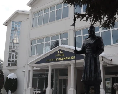 D&uuml;zce Belediyesi&rsquo;nde g&ouml;rev değişiklikleri
