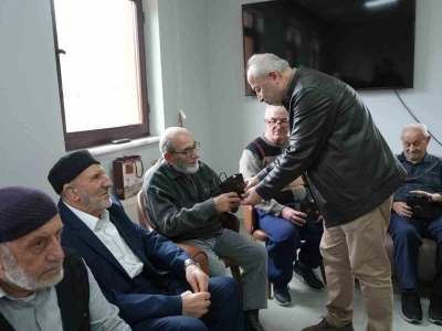 D&uuml;zce Belediyesi yaşlıları yine unutmadı

