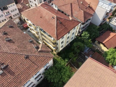 D&uuml;zce&rsquo;de 3 katlı binada yangın paniği
