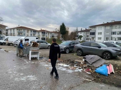 Düzce’de çevreyi kirletene ceza ve temizlik
