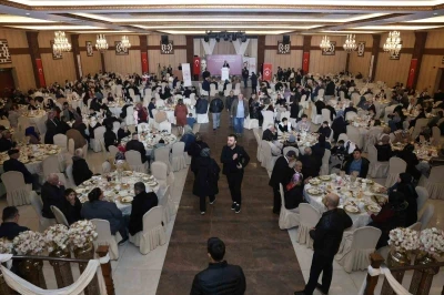 D&uuml;zce&rsquo;de gaziler ve şehit yakınları iftar sofrasında buluştu

