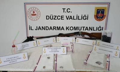 D&uuml;zce&rsquo;de jandarmadan uyuşturucu operasyonu
