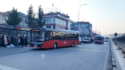 Düzce’de öğrenciye 1 biniş 9.60 lira oldu
