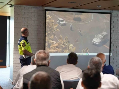 D&uuml;zce&rsquo;de şof&ouml;rlerine trafik eğitimi
