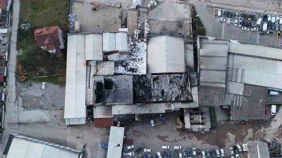 D&uuml;zce&rsquo;de strafor fabrikasında hasarın boyutu ortaya &ccedil;ıktı
