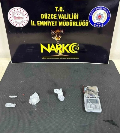 D&uuml;zce&rsquo;de uyuşturucu operasyonu: 1 kişi tutuklandı
