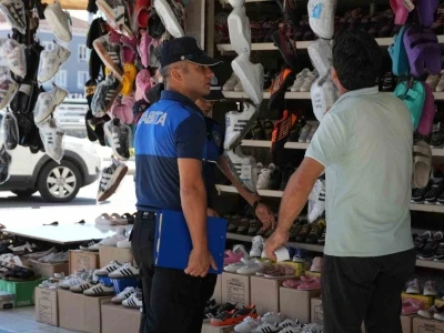 Düzce’de Zabıta ekipleri kaldırım işgaline geçit vermiyor
