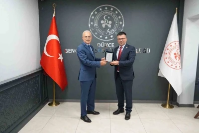 Düzce Gençlik ve Spor İl Müdürlüğü’nde devir teslim töreni gerçekleştirildi
