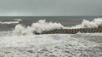 D&uuml;zce i&ccedil;in kuvvetli fırtına uyarısı
