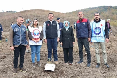 Düzce öğretmenleri hatıra ormanı oluşturuldu
