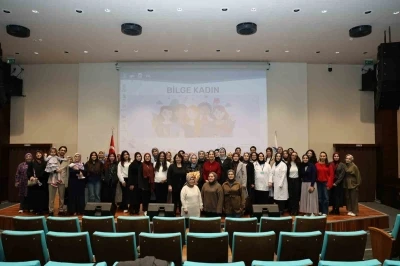 D&uuml;zce &Uuml;niversitesi&rsquo;nde "Bilge Kadın" temalı konferans
