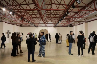 Düzce Üniversitesinde &quot;İçinde Bir Şey&quot; sergisi açıldı
