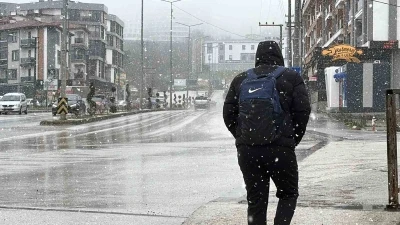 D&uuml;zce&rsquo;ye mevsimin ilk karı d&uuml;şt&uuml;
