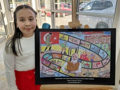 D&uuml;zceli &ouml;ğrenci T&uuml;rkiye &uuml;&ccedil;&uuml;nc&uuml;s&uuml; oldu
