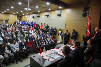 D&uuml;zcespor olağan&uuml;st&uuml; genel kurulu yapıldı
