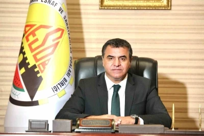 Ebedinoğlu: &rsquo;&rsquo;Diyarbakır&rsquo;ın geleceği siyasetin g&ouml;lgesinde değil, &uuml;retimin ışığında inşa edilmelidir&rsquo;&rsquo;
