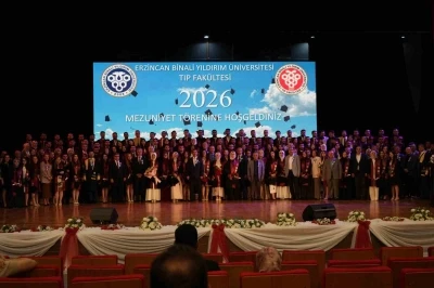 EBY&Uuml;&rsquo;de mezuniyet coşkusu: 115 doktor sağlık ordusuna katıldı
