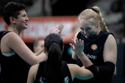 Eczacıbaşı Dynavit, &ccedil;eyrek finalde DevelopRes Rzeszow karşısında

