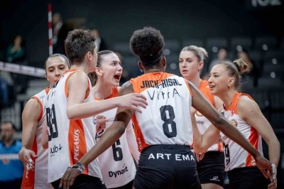 Eczacıbaşı Dynavit, Kupa Volley&rsquo;de yarı finalde
