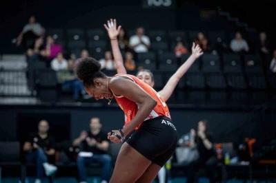 Eczacıbaşı Dynavit, Şampiyonlar Ligi’ne galibiyetle başladı
