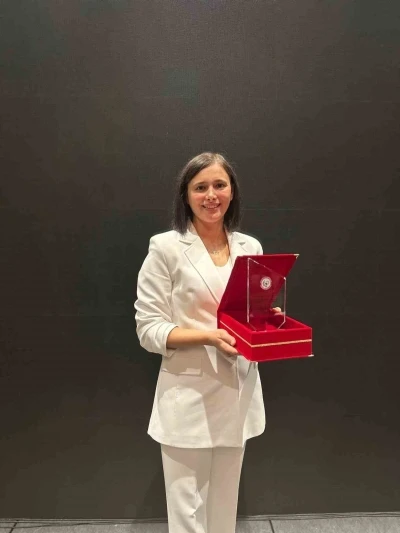 Eczacılık Fakültesi Öğretim Üyesi Doç. Dr. Çevik’e &quot;TEB Eczacılık Akademisi Teşvik Ödülü&quot;
