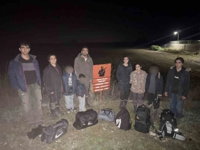Edirne’de 16 düzensiz kaçak göçmen yakalandı
