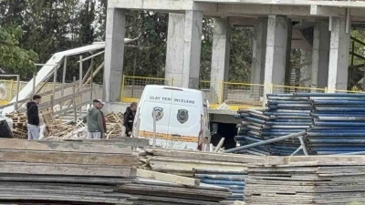 Edirne’de 8’inci kattan düşen genç işçi ağır yaralandı
