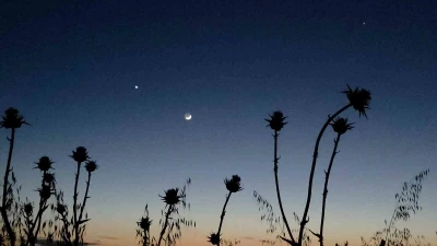 Edirne&rsquo;de ay ve yıldızın b&uuml;y&uuml;leyen buluşması
