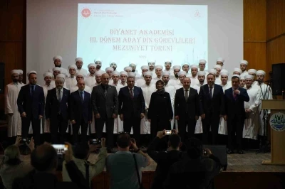 Edirne’de Dini İhtisas Merkezi ilk mezunlarını verdi
