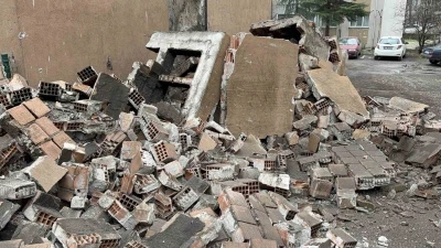 Edirne&rsquo;de facianın eşiğinden d&ouml;n&uuml;ld&uuml;: Apartman bacası &ccedil;&ouml;kt&uuml;
