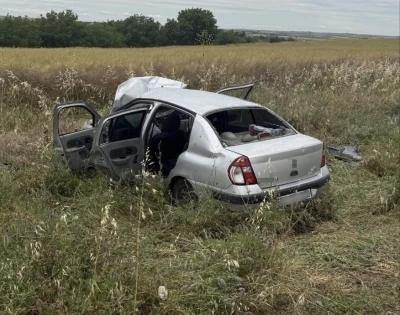 Edirne&rsquo;de otomobil şarampole &ccedil;ıktı: 4 yaralı
