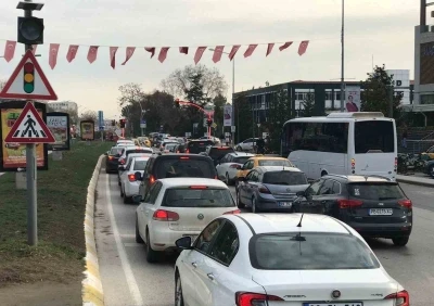 Edirne&rsquo;de trafiğe kayıtlı ara&ccedil; sayısı 207 bin 555&rsquo;e ulaştı

