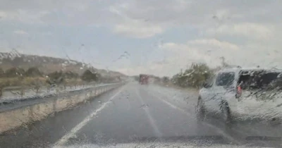 Edirne’deki orman yangınında imdada yağmur yetişti
